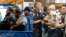Knife-wielding attacker lunges at Officers inside NYC Courthouse, two slashed