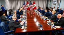 Pete Hegseth dice a canciller Schialer que EEUU y Perú deben "disuadir con firmeza las amenazas potenciales de China en el hemisferio"