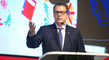 Ministro Morgan Quero se lava las manos y responsabiliza a la población por su seguridad: "No salgan sin tomar previsiones"