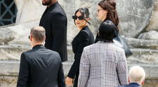 Kim Kardashian revela en juicio que pensó que la "matarían a tiros" durante robo en su apartamento en París: "Te perdono"