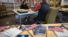 Estados Unidos: personas sin nacionalidad podrán beneficiarse en trámites migratorios gracias a nueva regla de USCIS