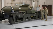 Gbu-57: ¿cómo es la letal “bomba anti-búnker” y por qué fue clave en el ataque de EEUU a plantas nucleares de Irán?