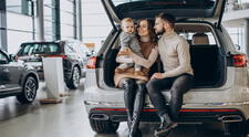 Autos económicos y seguros para familias: ¿Cómo elegir bien sin sacrificar confort ni protección?