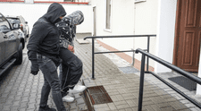 Inmigrante colombiano asesinó a una persona durante una pelea en Polonia: sujeto tendría cadena perpetua