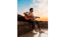 Miguel Manavas: el cantautor Venezolano que le canta al corazón y al ritmo del Caribe