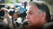 Bolsonaro califica de "humillación suprema" el pedido de llevar tobillera electrónica y niega posible fuga de Brasil