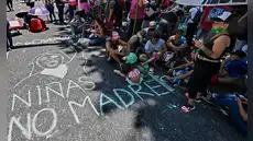 Con mis hijos no te metas, los tuyos no me importan, por Julissa Mantilla Con mis hijos no te metas, los tuyos no me importan, por Julissa Mantilla