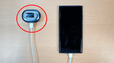 ¿Qué ocurre si conectas tu celular al estuche de carga de tus audífonos bluetooth?