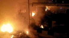 Ate: reportan incendio de grandes proporciones en fábrica papelera