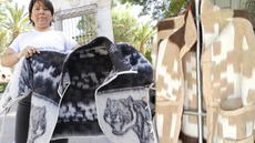 ¡La nueva moda para el invierno! Diseñadora peruana crea prendas con frazadas Tigre y es furor en redes