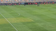 Así quedó el campo del Monumental a días del Perú vs Chile tras la celebración del centenario de Universitario