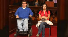 Michael Urtecho y esposa huyen y juez ordena su captura