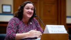 Katie Porter se une a la contienda por la gobernación de California. ¿Quién es la exrepresentante y qué propuestas trae para el estado?