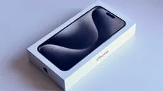 ¿Por qué deberías guardar las cajas de tus teléfonos? No las botes, pueden valer más de lo que crees