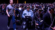 El día que Mark Zuckerberg caminó por un auditorio y nadie lo notó: todos estaban inmersos en otra realidad