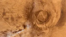 La NASA descubre un enorme volcán en Marte que duplicaría en tamaño al Monte Everest: foto fue capturada por la sonda Mars Odyssey