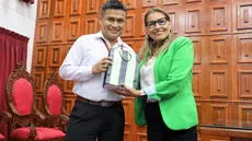 Presidencia, comité de damas y sindicato rindieron homenaje a padres de la Corte Superior de Justicia de Tumbes