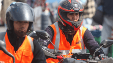 MTC oficializa nuevas reglas para cascos y chalecos de motociclistas: revisa desde cuándo serán obligatorias