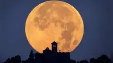 La superluna de noviembre: desde qué hora ver la luna llena más cercana a la Tierra y brillante de este año