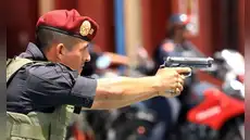 Mininter postergó compra de pistolas después de acusación de favorecimiento