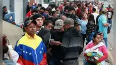 Venezolanos varados en Perú se ven obligados a viajar por tierra tras suspensión de vuelos