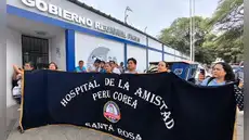 Piura: trabajadores administrativos del hospital Santa Rosa protestan por incumplimiento de pagos
