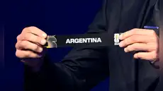 FIFA cambió de grupo a Argentina en el Mundial 2026 en pleno sorteo FIFA cambió de grupo a Argentina en el Mundial 2026 en pleno sorteo