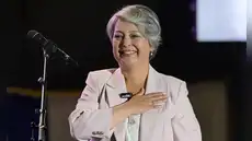 Jeannette Jara cierra campaña electoral por el balotaje en Chile con gran optimismo y la ovación de una enorme multitud