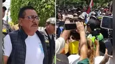 Congresista Jorge Marticorena y viceministro de Vivienda fueron retirados de evento en Ica tras abucheos Congresista Jorge Marticorena y viceministro de Vivienda fueron retirados de evento en Ica tras abucheos