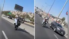Motociclista realiza riesgosas piruetas a velocidad y termina accidentado en plena Panamericana Sur Motociclista realiza riesgosas piruetas a velocidad y termina accidentado en plena Panamericana Sur