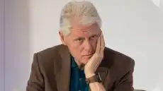 Equipo de Bill Clinton responde tras aparición de su imagen en los nuevos archivos del caso Epstein