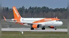 Familia es acusada por embarcar a su abuela fallecida en vuelo de España a Londres: "Está bien, solo está cansada"