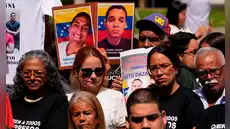 Familias de presos políticos de Venezuela critican visita del presidente de Parlamento a una prisión: “Show mediático”