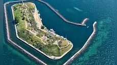 La isla de Europa que fue fortaleza militar en la Primera Guerra Mundial y que hoy está en venta por 10 millones de euros