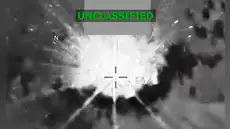 Estados Unidos destruye otra presunta "narcoembarcación" en el Caribe: 3 personas murieron en la operación