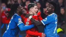 FIFA implementaría la 'Ley Vinícius' para sancionar a jugadores que se cubran la boca al hablar con rivales durante un partido