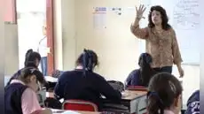 Gobierno aprueba transferencia de S/25 millones para bono extraordinario a docentes