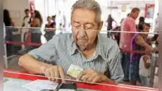 Pensión de profesores sube a S/3.500: Congreso aprueba aumento para jubilados