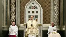 León XIV celebra su primera misa de Jueves Santa como pontífice y pide combatir "esta hora oscura" en medio de la guerra