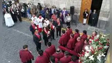 CSJAR sacó en procesión sagrada imagen del Señor de la Sentencia