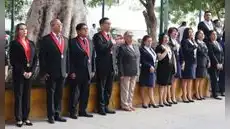 Jueces y personal de la Corte Superior de Piura participaron del izamiento del Pabellón Nacional