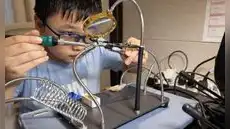 Adolescente chino de 14 años construye desde cero un motor turborreactor y sorprende al mundo con su talento científico