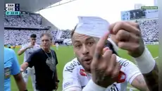 Neymar pierde el control en pleno partido de Santos: árbitro lo sacó por error en el cambio, pero no lo dejó volver