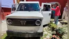 México presenta su primer auto eléctrico que se carga con el sol: pueden entrar hasta cinco pasajeros y cuesta menos de US$6.000