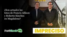 No, la fotografía de Francis Allison junto a Roberto Sánchez no es actual