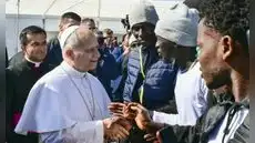 El papa León XIV asegura que todos de algún modo somos migrantes durante el fin de su gira por España