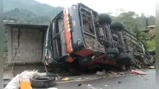 Tragedia en la Carretera Central: despiste de bus interprovincial deja 11 fallecidos y más de 15 heridos en Huánuco