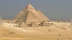 Una posible entrada oculta y olvidada: arqueólogos detectaron anomalías bajo una de las pirámides de Giza Una posible entrada oculta y olvidada: arqueólogos detectaron anomalías bajo una de las pirámides de Giza