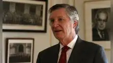 Ministro Carlos Pareja rechaza denuncia constitucional en su contra: "Se respetó la cadena de custodia"