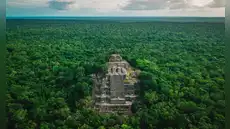 Arqueólogos descubren una antigua ciudad maya intacta que se mantuvo oculta en la selva durante siglos